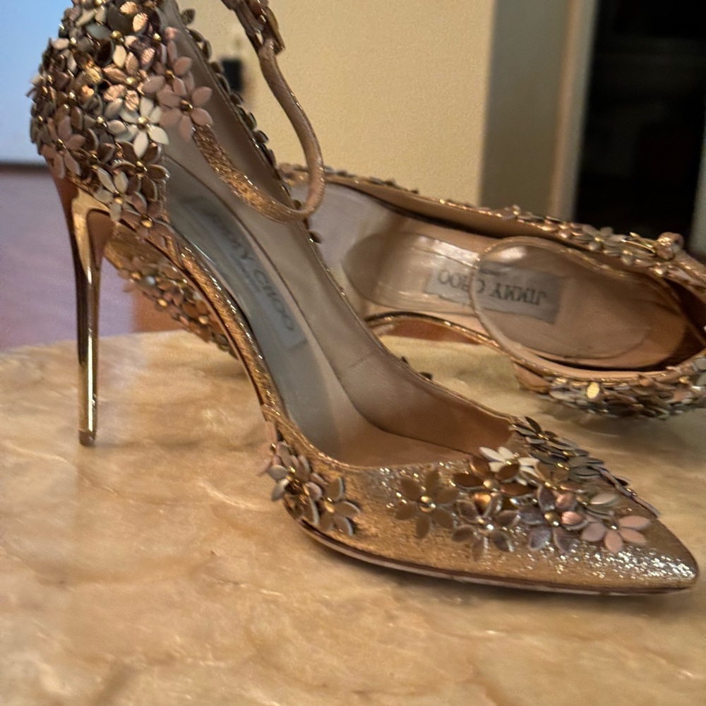 Jimmy Choo NWOT Lorelei Limited Edition Gold-Leather Flowers-Swarovski D’Orsay - Picture 7 of 16